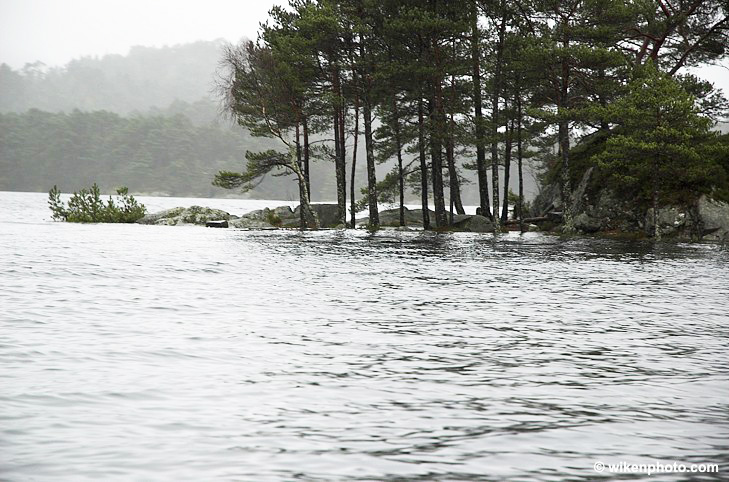 Rylandsvassdraget består av Storavatnet, Bjørndalsvatnet og Rylandsvatnet